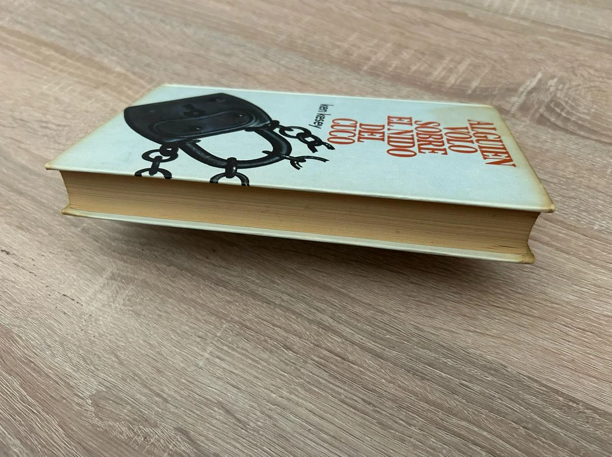 Livre Quelqu'un a survolé le nid du coucou - Ken Kesey (Reliure) – photo 4